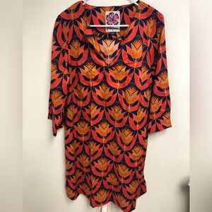 Lesley Evers fun and bright cotton light weight dress with pockets!  Size Large